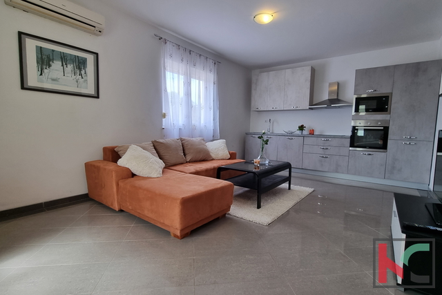 Istra, Ližnjan, apartman 64,47m2 sa vrtom