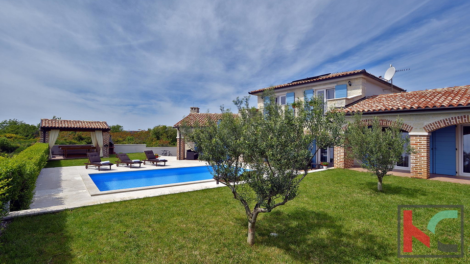 Istria, Medulin, semi-detached villas 440m2