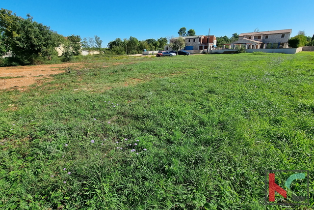 Istrien, Divšići, Baugrundstück 961m2 - ruhige Lage