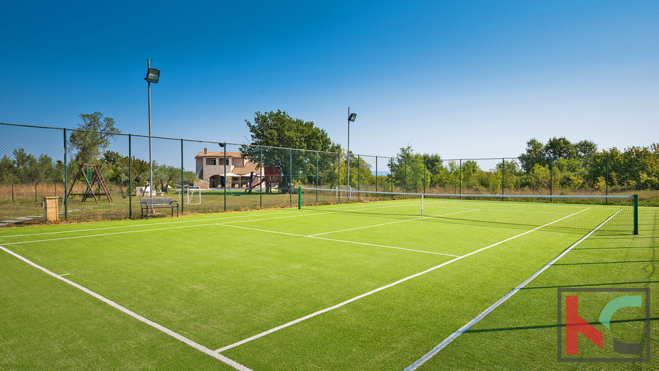 Istria, Marčana, bellissima casa vacanze con campo da tennis e piscina, #vendita