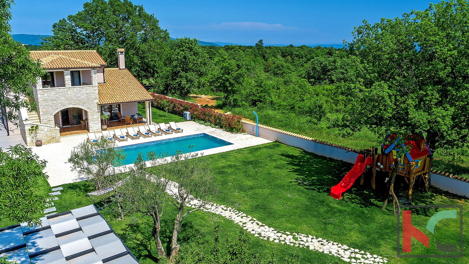 Istria, Marčana, bellissima casa vacanze con campo da tennis e piscina, #vendita