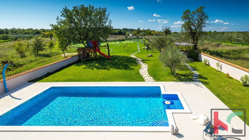 Istria, Marčana, bellissima casa vacanze con campo da tennis e piscina, #vendita