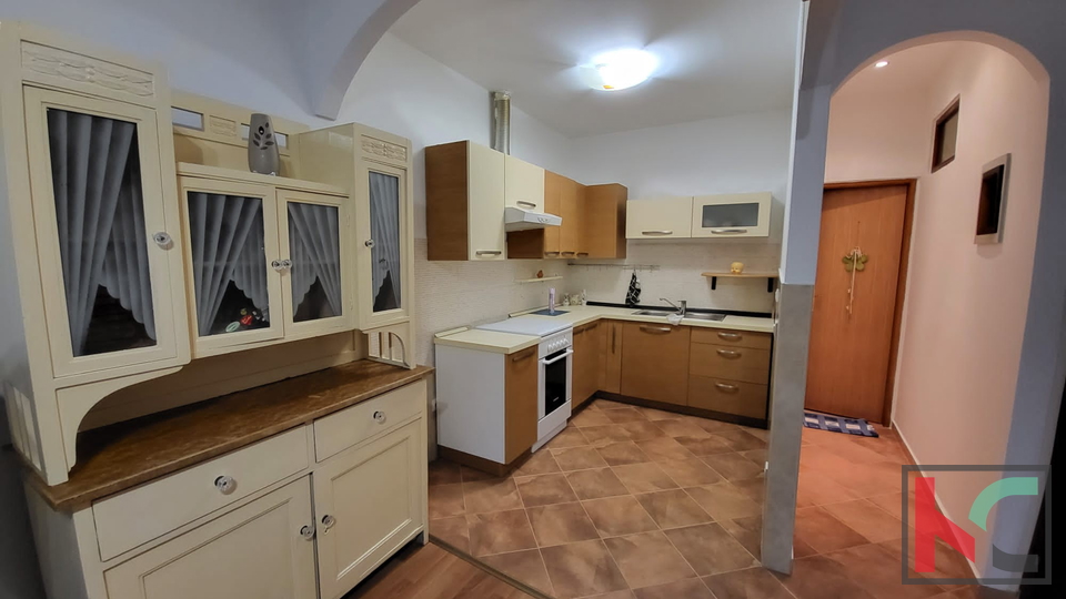 Istria, Rovinj, family three-room apartment with potential, strict center #sale