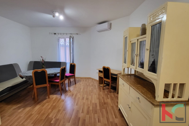 Istria, Rovinj, family three-room apartment with potential, strict center #sale