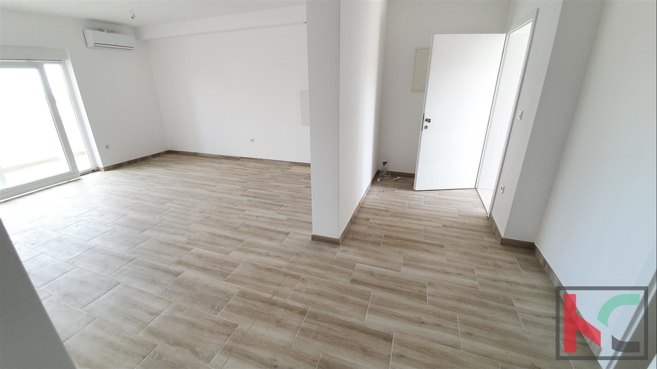 Istra, Peroj-Barbariga, apartma 102,89 m2 s pogledom na morje