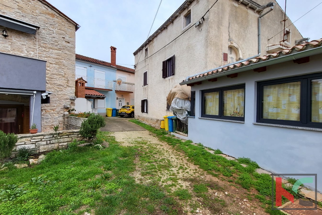 Istria, Pavićini, renovated Istrian stone house 198m2