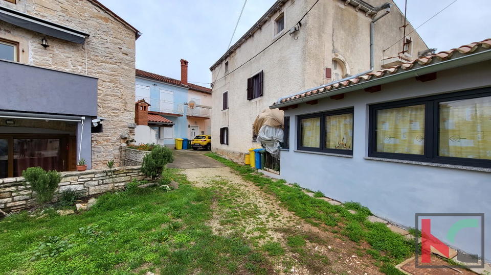 Istria, Pavićini, renovated Istrian stone house 198m2