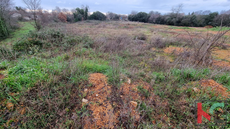 Istra, Loborika, zazidljivo kmetijsko zemljišče 2747m2