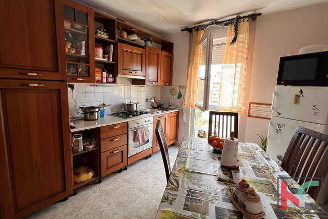 Pula, Vidikovac, three-room family apartment, 69.13 m2 in a building with an elevator #sale