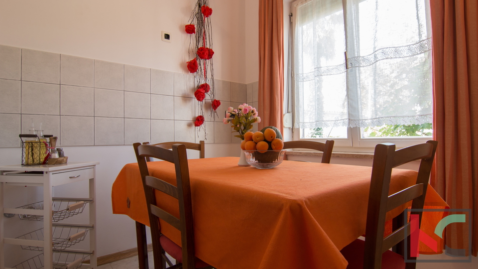 Istria, Fasana, Valbandon, casa familiare con piscina e 3 appartamenti, #vendita