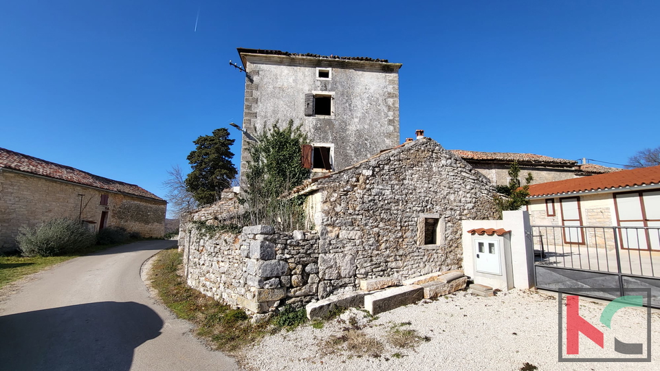 Istria, Barban, stone house for renovation. #sale