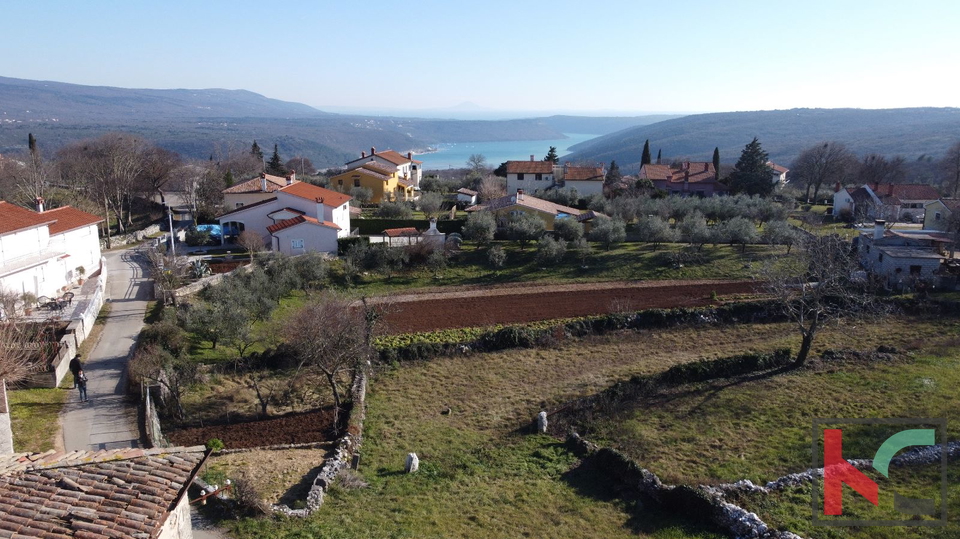 Istria, Barban, casa in pietra da ristrutturare e terreno di 1826 m2, #vendita