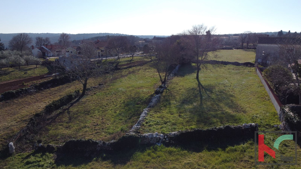 Istria, Barban, casa in pietra da ristrutturare e terreno di 1826 m2, #vendita