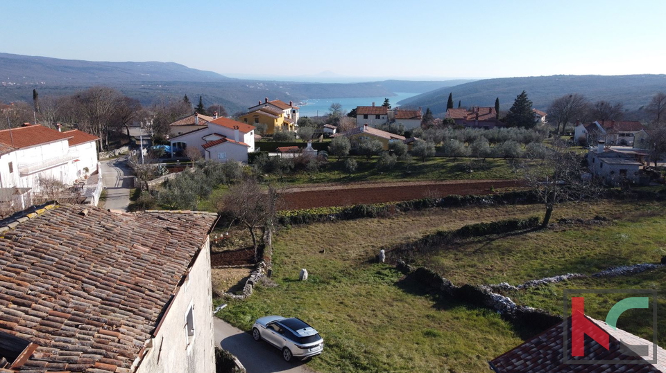 Istria, Barban, casa in pietra da ristrutturare e terreno di 1826 m2, #vendita