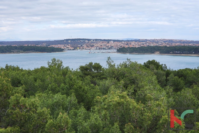 Istria, Premantura, apartment 184.81m2, 100m from the beach