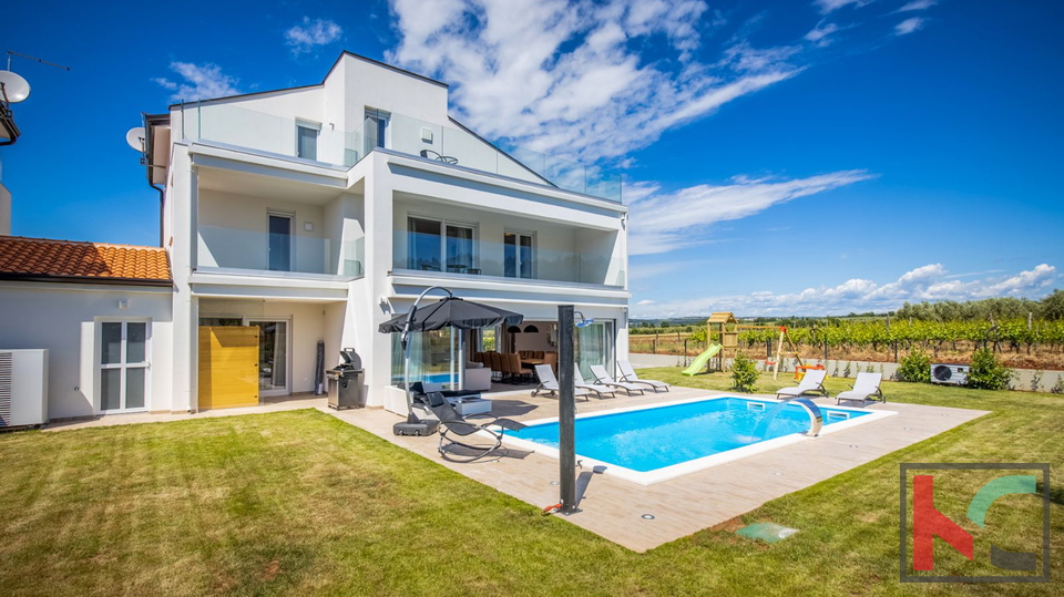 Istrien, Poreč, Luxusvilla mit Pool, #verkauf