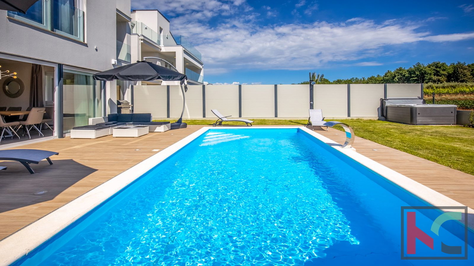 Istria, Poreč, luxury villa with pool, #sale