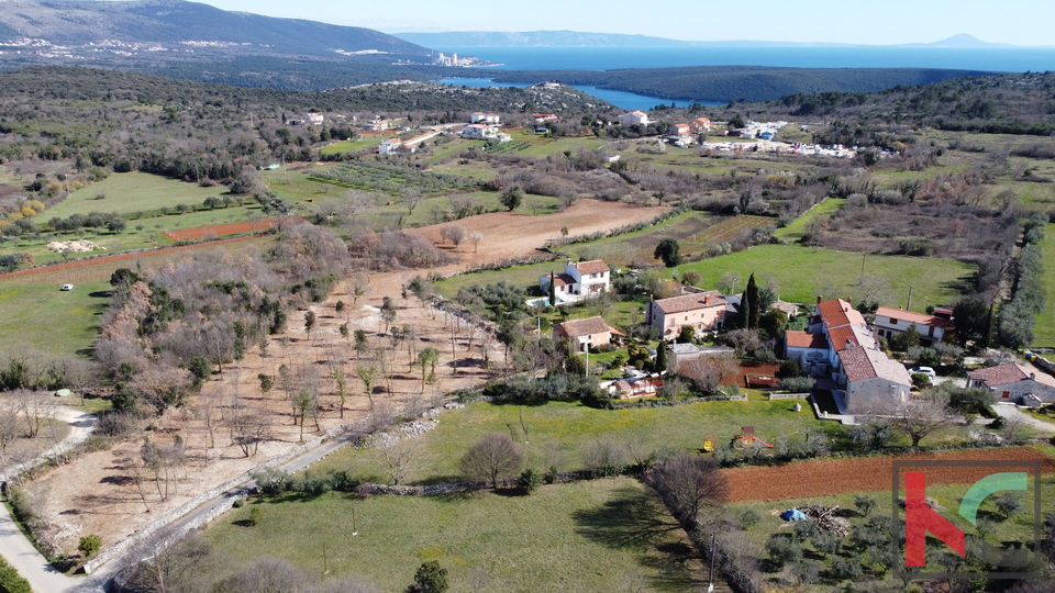 Istra, Rakalj, građevinsko zemljište 900m2, pogled more, #prodaja