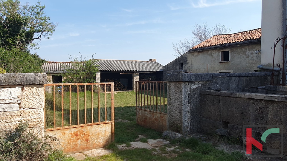 Istria, Gimino, casa in pietra da ristrutturare #vendita