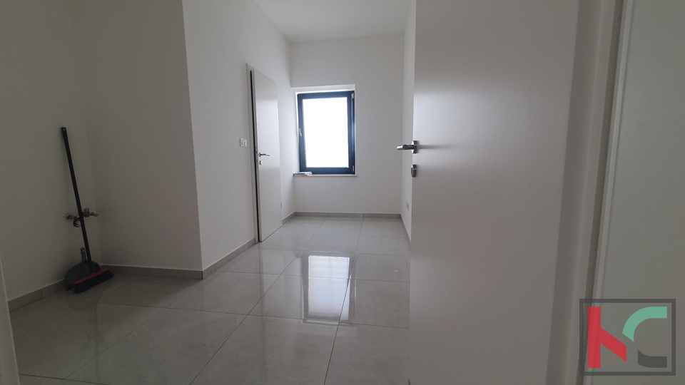 Pula, Centar, poslovni prostor potpuno renoviran 25m2 #prodaja