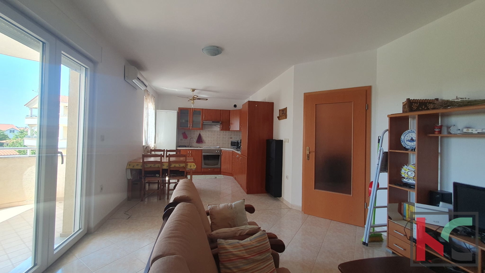 Fažana, Valbandon, trisobno stanovanje 57,73m2, balkon #prodaja