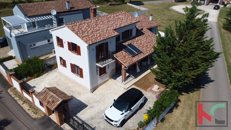 ISTRA, SVETVINČENAT, KUĆA SA BAZENOM, MIRNA LOKACIJA #PRODAJA