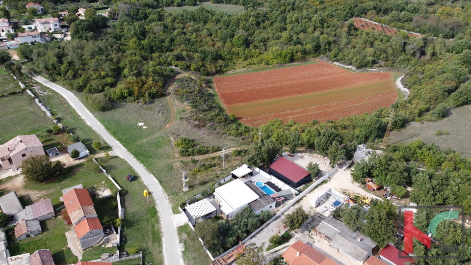 Istra, Vodnjan, kuća za odmor sa bazenom i uređenom okućnicom na mirnoj lokaciji, #prodaja