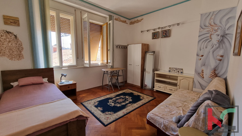 Pula, Center, apartment 154.38 m2 in the very center of the city with its own parking, #sale