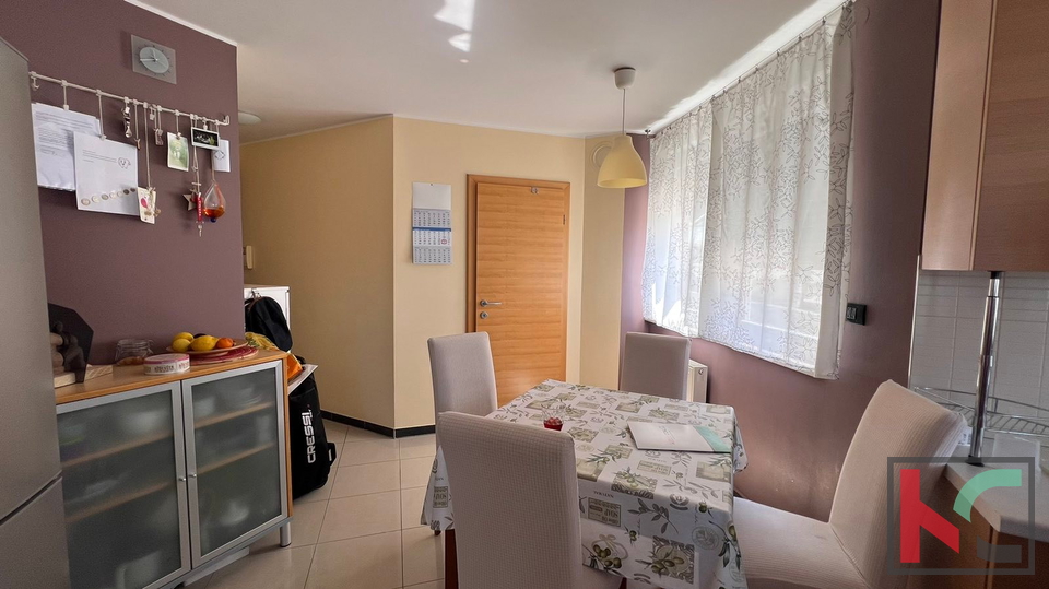 Pula, Monte Magno, Vierzimmer-Familienapartment mit Pool #Verkauf