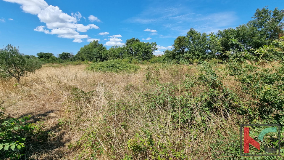 Istrien, Loborika, Baugrundstück 1333m2 in ruhiger Lage, #Verkauf