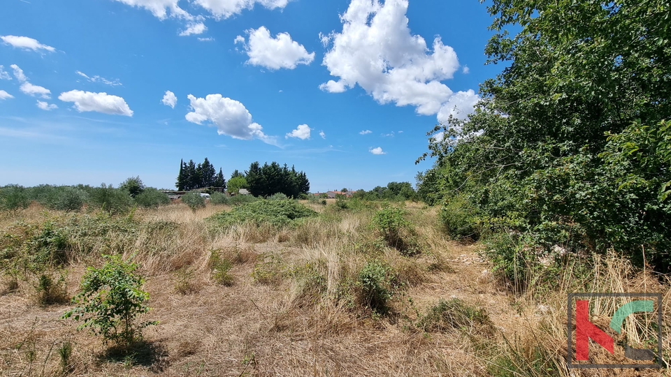 Istrien, Loborika, Baugrundstück 1333m2 in ruhiger Lage, #Verkauf