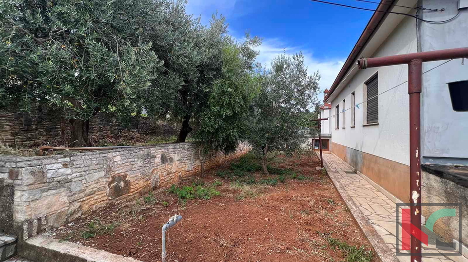 Pula, casa indipendente 514 m2 con giardino, parzialmente ristrutturata, ottima posizione #vendita