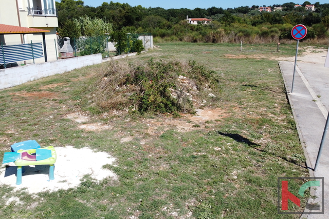 Pula, Šijana, gradbeno zemljišče 452m2 na mirni lokaciji, #prodaja