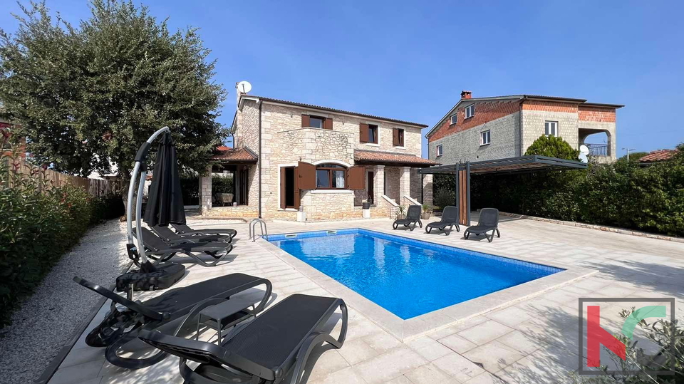 Istria, Parenzo, casa vacanze indipendente con piscina, #vendita