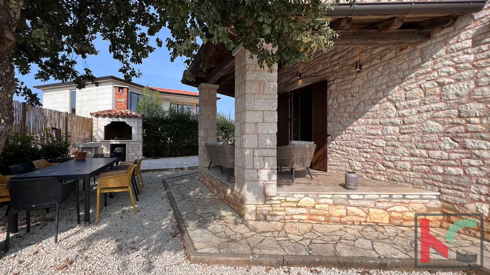 Istria, Parenzo, casa vacanze indipendente con piscina, #vendita