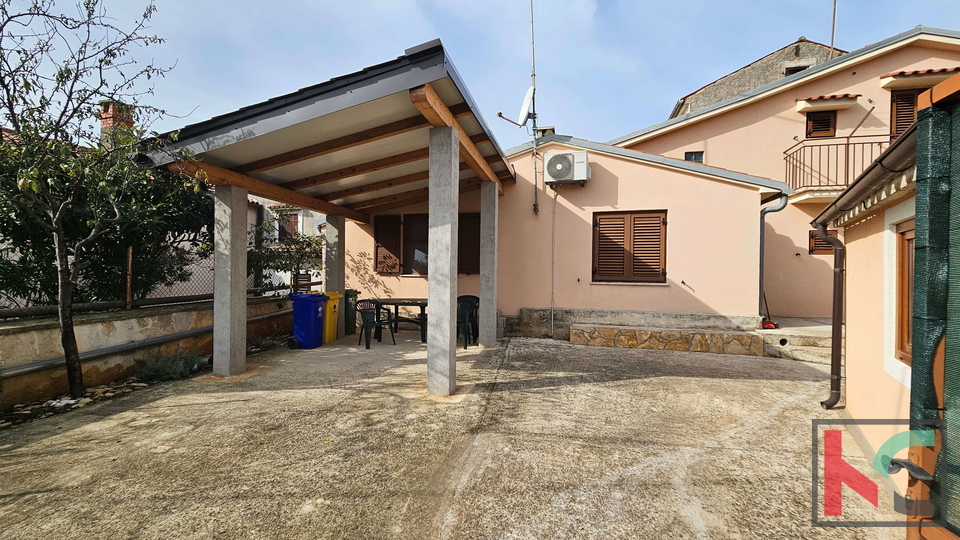 Istria, Pola, casa con cortile, #vendita