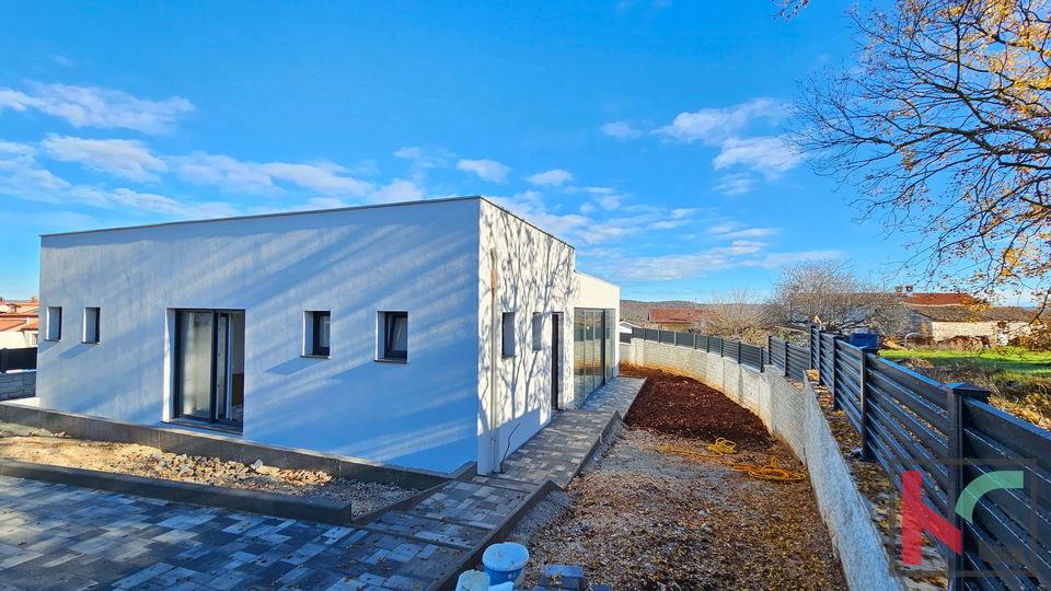 Istria, Rovinjsko Selo, moderna casa per vacanze in mattoni con piscina in una posizione tranquilla, #vendita