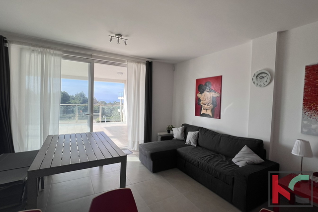 ISTRA, PEROJ, LIJEPI APARTMAN 2SS+DB S POGLEDOM NA MORE #PRODAJA