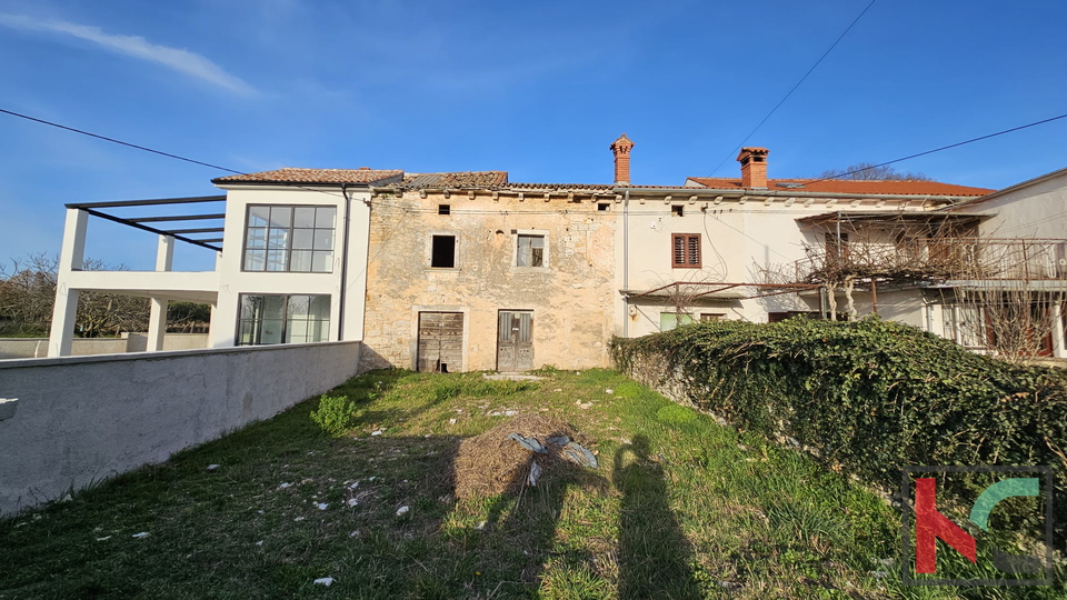 Istra- Žminj, terraced house 86m2 for renovation #sale