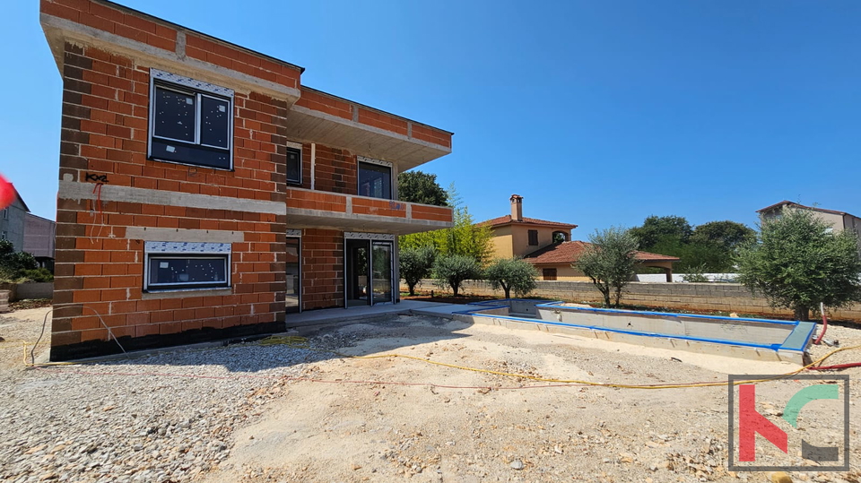 Istria, Medulin, semi-detached house under construction with pool and garden, garage, near the sea, #sale