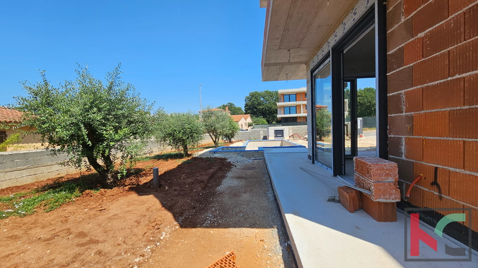 Istria, Medulin, semi-detached house under construction with pool and garden, garage, near the sea, #sale