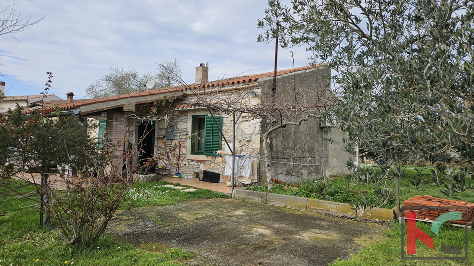 Istrien, Pula, Einfamilienhaus mit großem Garten 1535m2 #verkauf