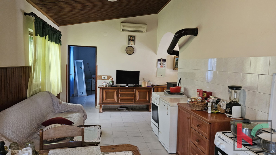 Istria, Pola, casa indipendente con ampio giardino 1535m2 #vendita