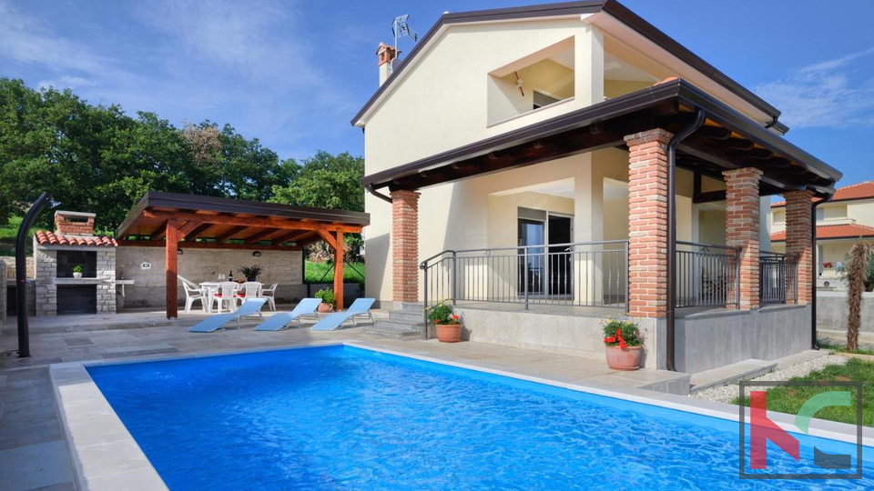 Istria, Poreč area, villa with pool 160 m2 in a quiet location, #sale