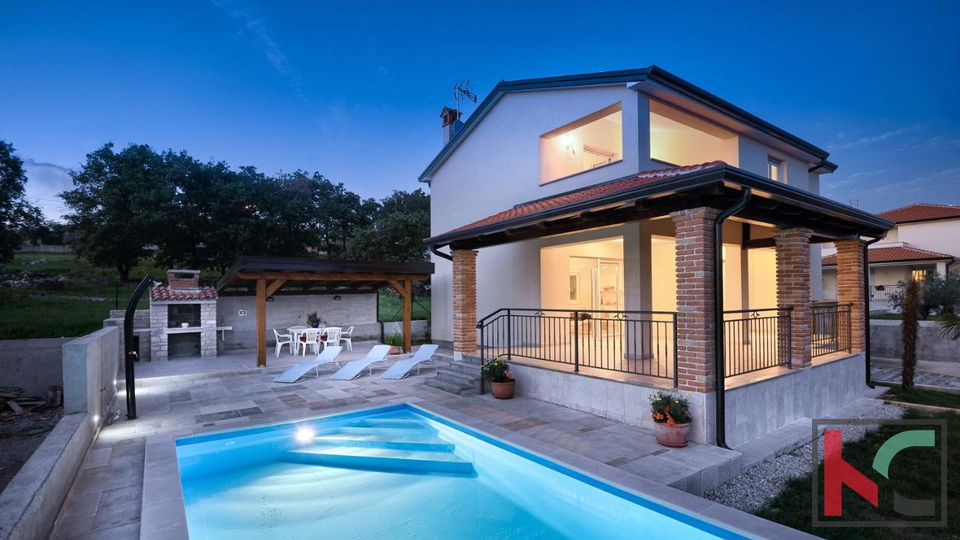 Istria, Poreč area, villa with pool 160 m2 in a quiet location, #sale