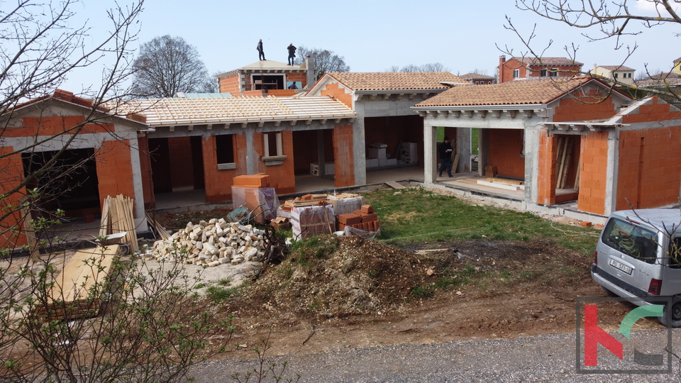 Istra, Tinjan, kamnita vila v izgradnji 170m2, #prodaja