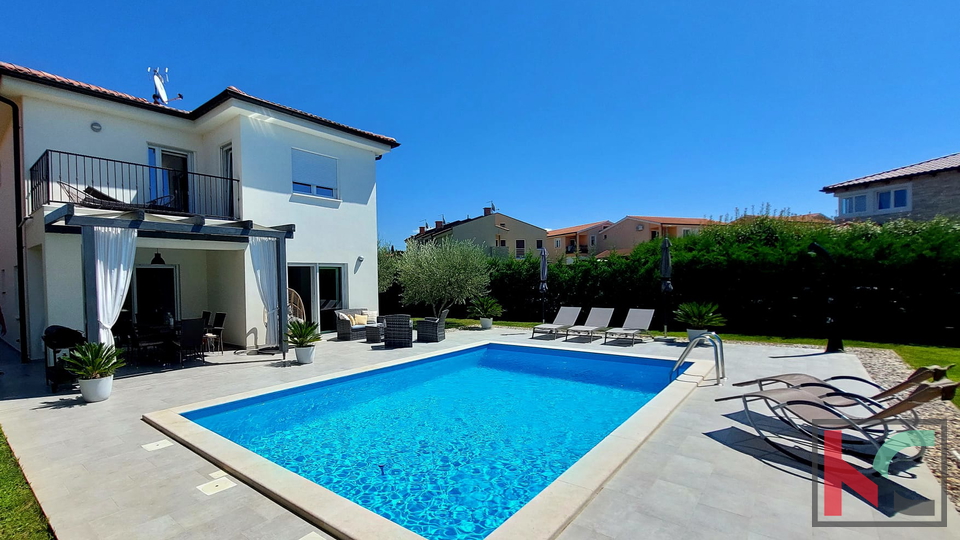 Istrien, Raum Poreč, Niedrigenergievilla 117 m2 mit Pool und Meerblick, #Verkauf