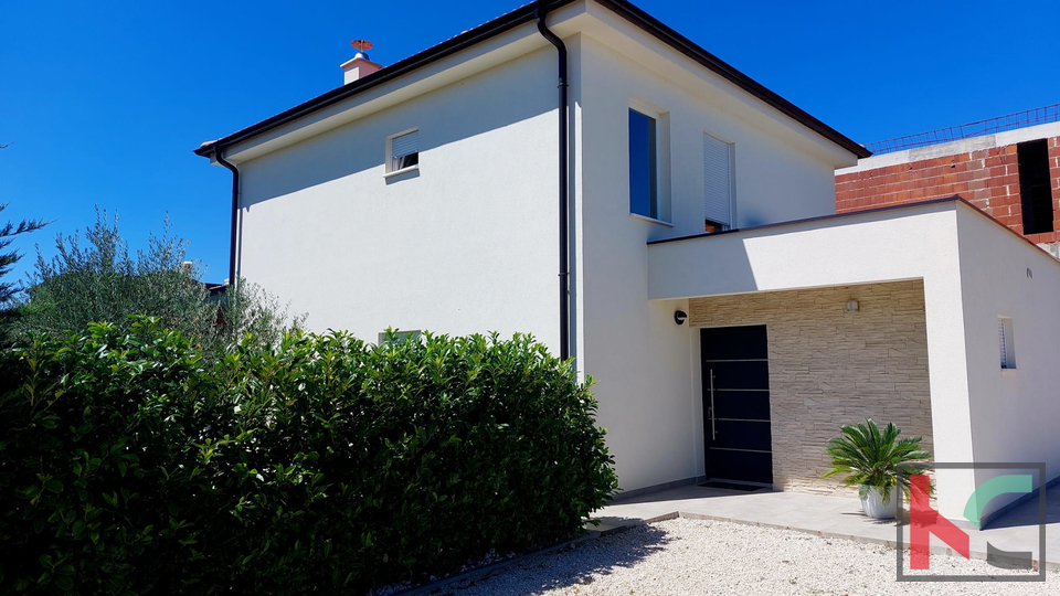 Istrien, Raum Poreč, Niedrigenergievilla 117 m2 mit Pool und Meerblick, #Verkauf