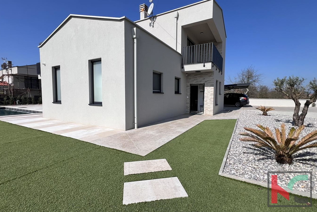 Istria, Sveti Lovreč, modern villa with pool #sale