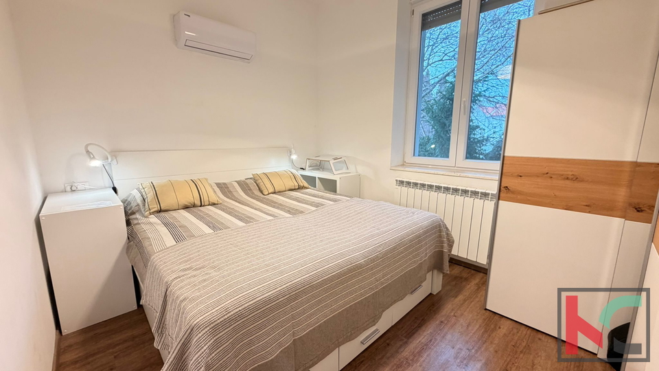 PULA&comma; STOJA&comma; EKSKLUZIVAN AUSTROUGARSKI STAN S DVORI&Scaron;TEM &num;PRODAJA